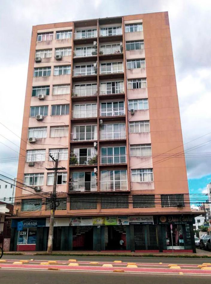 Apartamento no Ed. Don Guilherme em Passo Fundo — Lorenzato Imóveis