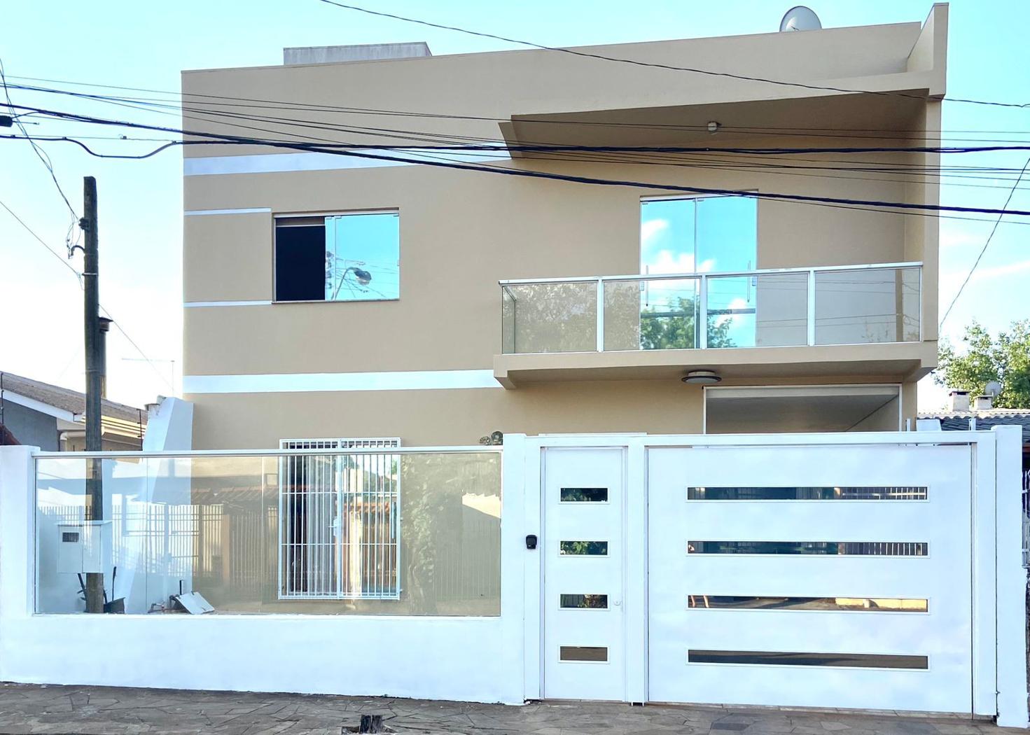 Casa 4 Dormitórios em Passo Fundo — Lorenzato Imóveis