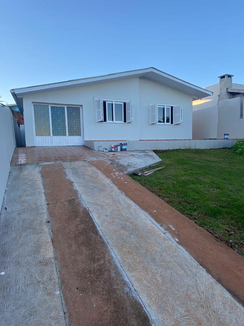 Casa 4 Dormitórios em Passo Fundo — Lorenzato Imóveis