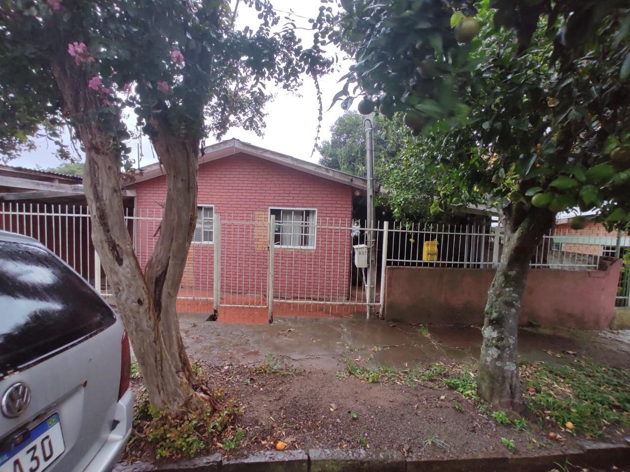 Amplo Terreno com casa em Passo Fundo — Lorenzato Imóveis